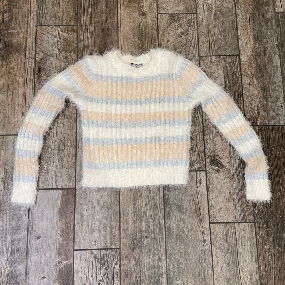 Sweater​​​​
